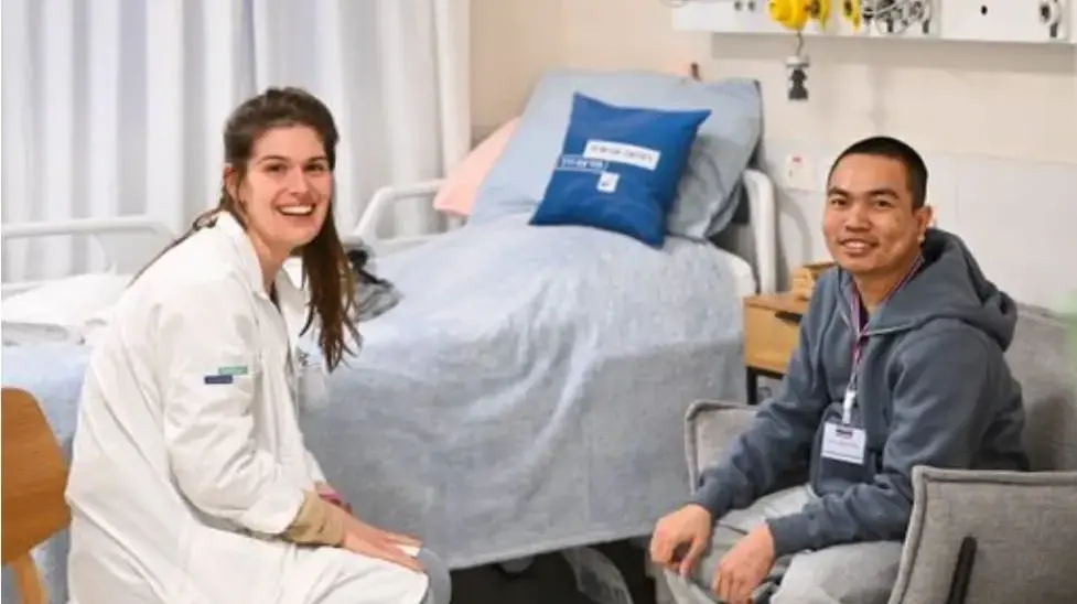 חמשת החטופים התאילנדים בבית החולים אסף הרופא, 31 בינואר 2025 חמשת החטופים התאילנדים בבית החולים אסף הרופא, 31 בינואר 2025