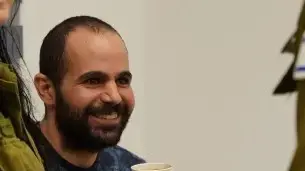 ירדן ביבס מתאחד עם משפחתו, 1 בפברואר 2025 ירדן ביבס מתאחד עם משפחתו, 1 בפברואר 2025