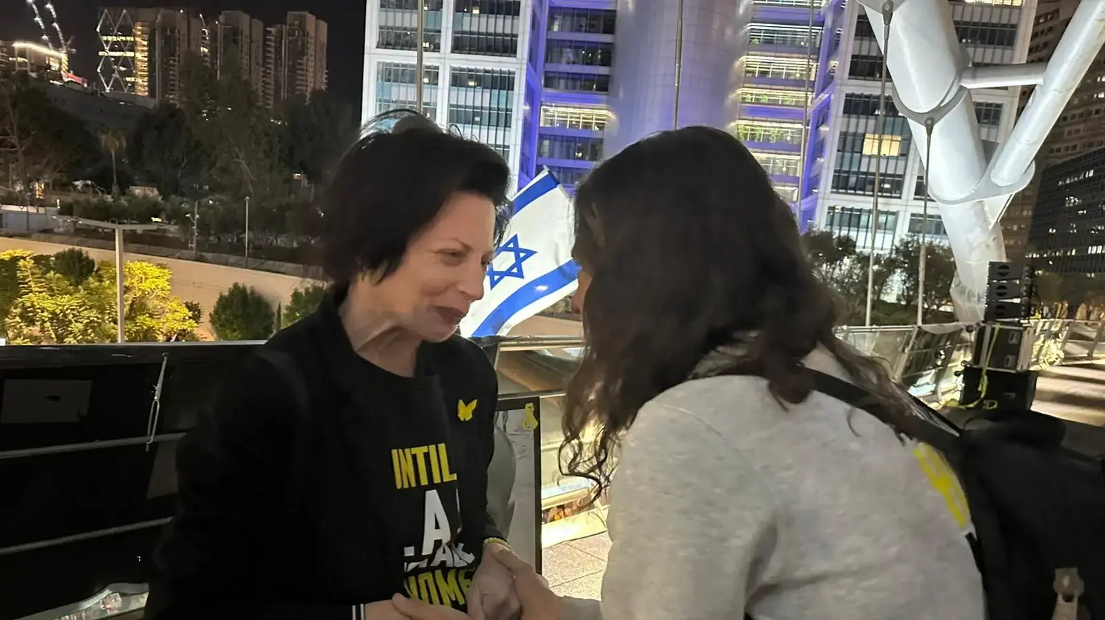 יפעת קלדרון בעצרת משפחות החטופים, כיכר החטופים, 1 בפבואר 2025 יפעת קלדרון בעצרת משפחות החטופים, כיכר החטופים, 1 בפבואר 2025