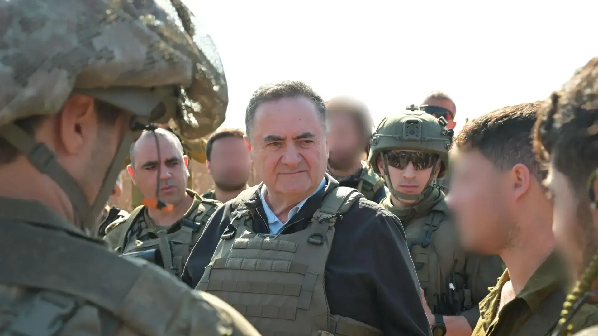 שר הביטחון ישראל כ"ץ ביקר במוצבי צה"ל בלבנון, 2 בפברואר 2025 שר הביטחון ישראל כ"ץ ביקר במוצבי צה"ל בלבנון, 2 בפברואר 2025