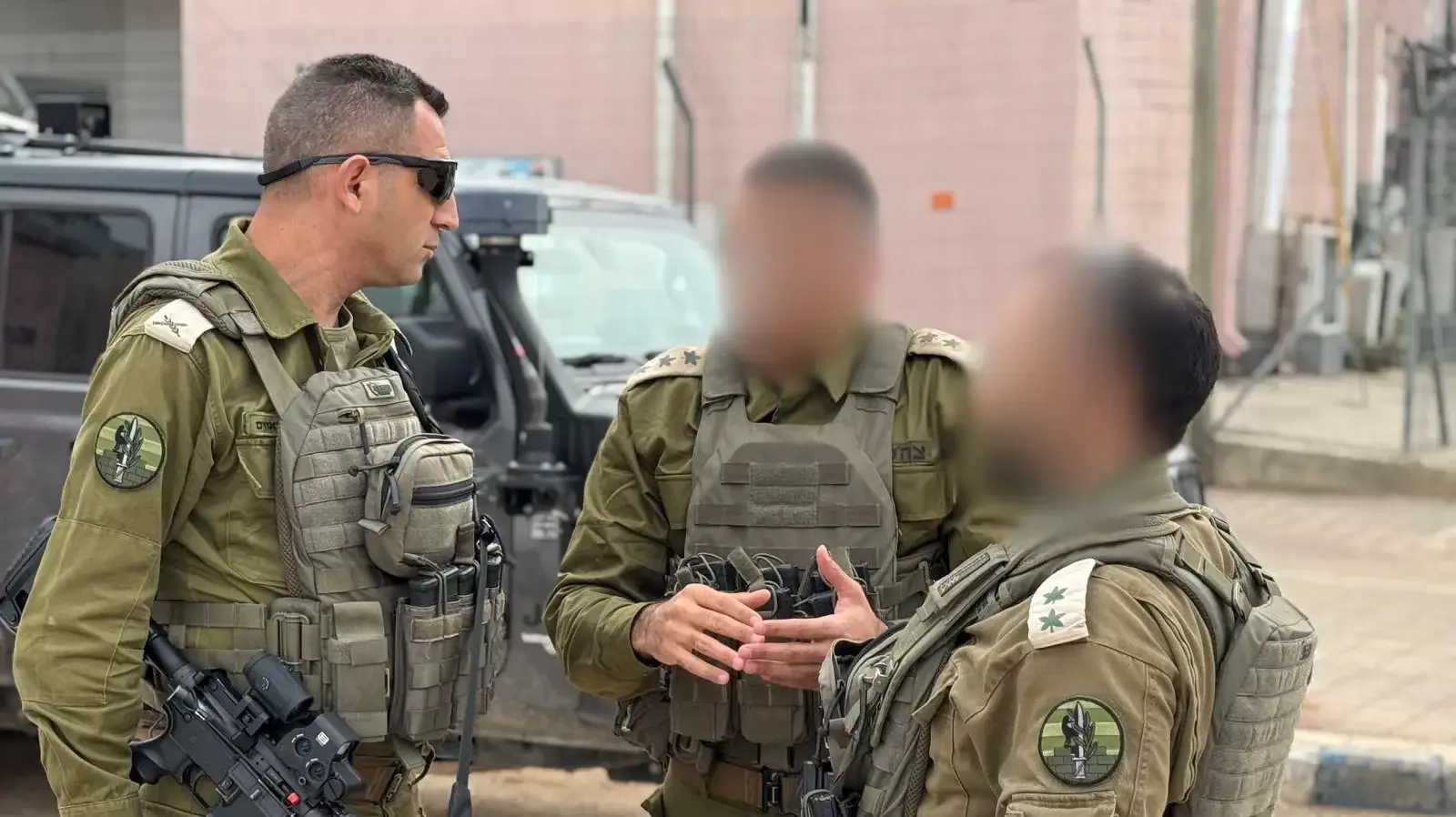 אלוף רסאן עליאן וראש המנהל האזרחי תת אלוף הישאם אבראהים קיימו סיור והערכת מצב מורחבת במחנה הפליטים ג׳נין אלוף רסאן עליאן וראש המנהל האזרחי תת אלוף הישאם אבראהים קיימו סיור והערכת מצב מורחבת במחנה הפליטים ג׳נין