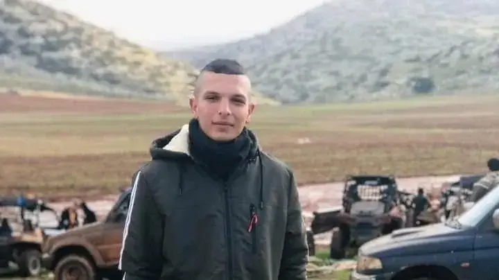 מוחמד ג'מאל דרארמה , אחיו של אחמד ג'מאל דרארמה , שנטען כי הוא המחבל שביצע את פיגוע הירי במחסום תייאסיר, שבצפון בקעת הירדן מוחמד ג'מאל דרארמה , אחיו של אחמד ג'מאל דרארמה , שנטען כי הוא המחבל שביצע את פיגוע הירי במחסום תייאסיר, שבצפון בקעת הירדן