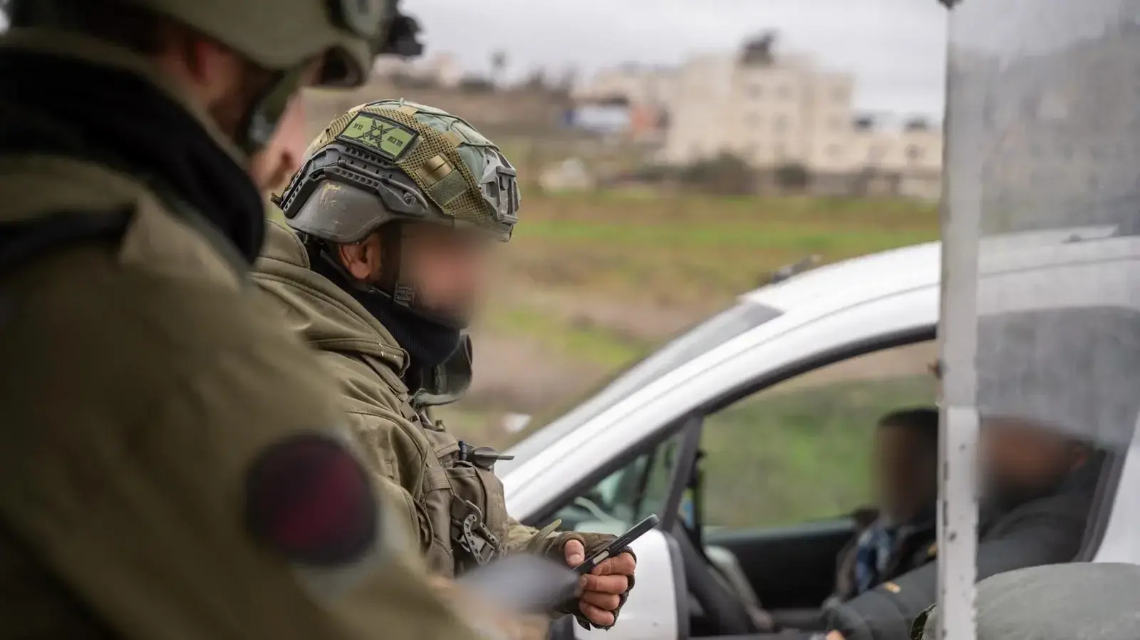 כוחות אוגדת יהודה ושומרון בהיערכות לקראת שחרור המחבלים, מניעת התקהלויות וחגיגות וסיורים להורדת דגלי חמאס וסממני הערכות במרחב, 8 בפבואר 2025 כוחות אוגדת יהודה ושומרון בהיערכות לקראת שחרור המחבלים, מניעת התקהלויות וחגיגות וסיורים להורדת דגלי חמאס וסממני הערכות במרחב, 8 בפבואר 2025