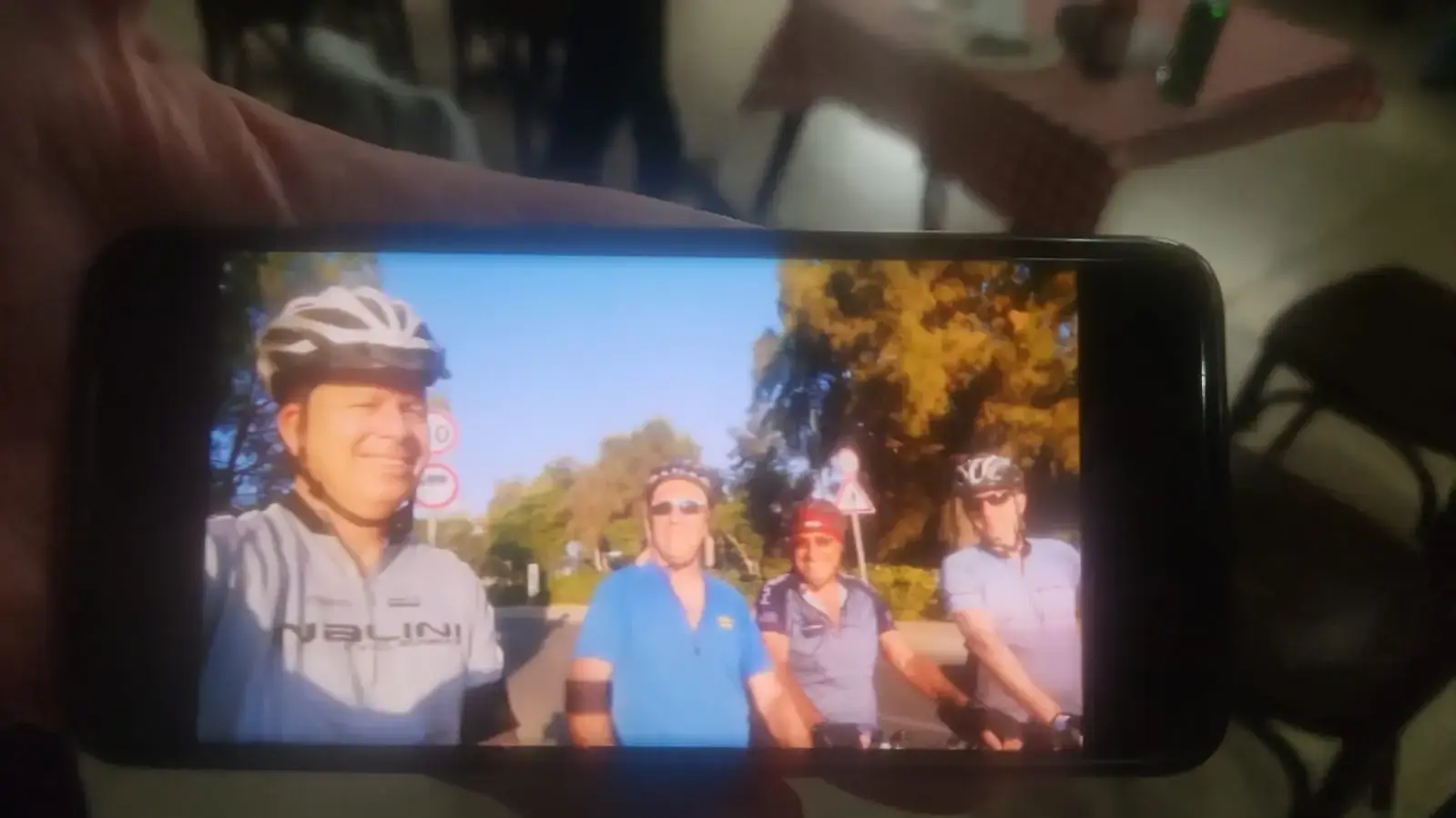 הרבעייה הגיראטירית , קבוצת רכיבת האופניים בה לקח חלק אוהד בן עמי עם חבריו חזי, דגן , נתן הרבעייה הגיראטירית , קבוצת רכיבת האופניים בה לקח חלק אוהד בן עמי עם חבריו חזי, דגן , נתן