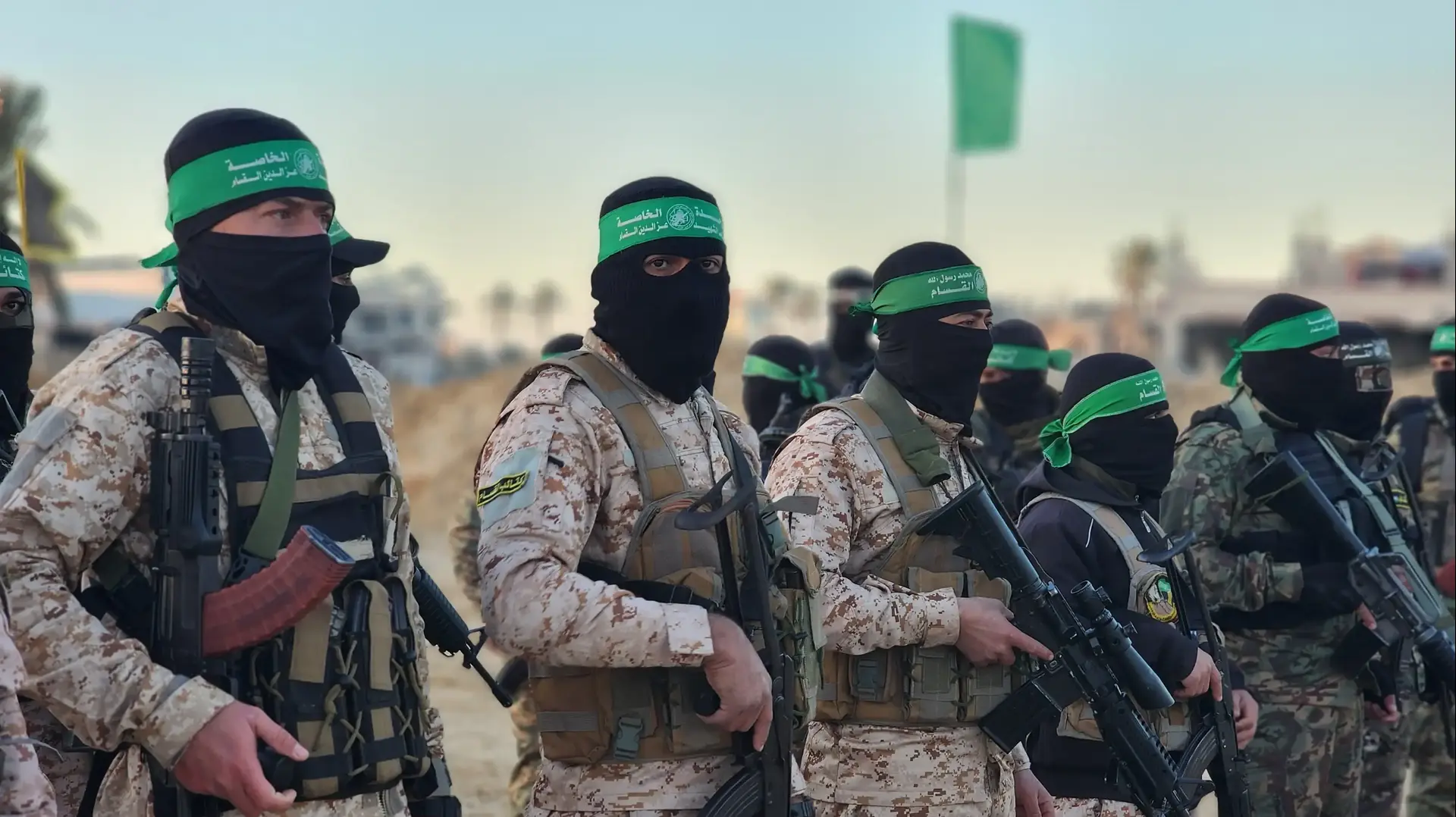 הערכות ארגוני הטרור חמאס והג'יאהד האסלאמי טרם העברת החטופים לידיי הצלב האדום, חאן יונס, 15 בפברואר 2025 הערכות ארגוני הטרור חמאס והג'יאהד האסלאמי טרם העברת החטופים לידיי הצלב האדום, חאן יונס, 15 בפברואר 2025