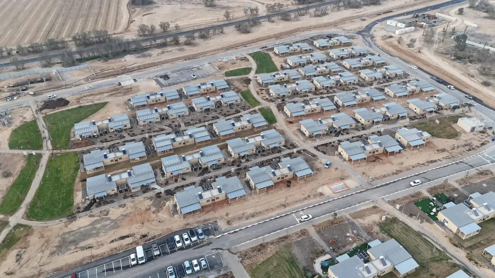 מגורי הביניים של קיבוץ בארי בקיבוץ רוחמה מגורי הביניים של קיבוץ בארי בקיבוץ רוחמה