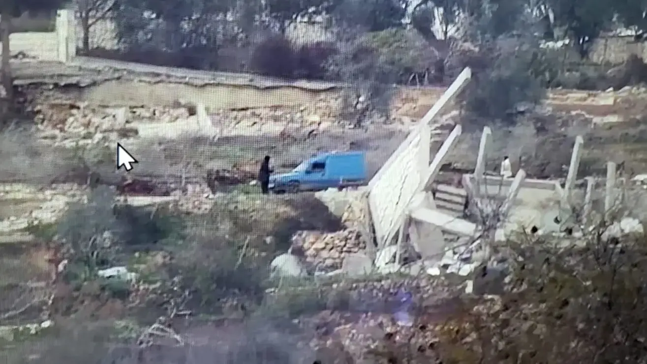 תושבי לבנון שבים לבתיהם, צילום מכיוון מטולה, 19 בפברואר 2025 תושבי לבנון שבים לבתיהם, צילום מכיוון מטולה, 19 בפברואר 2025