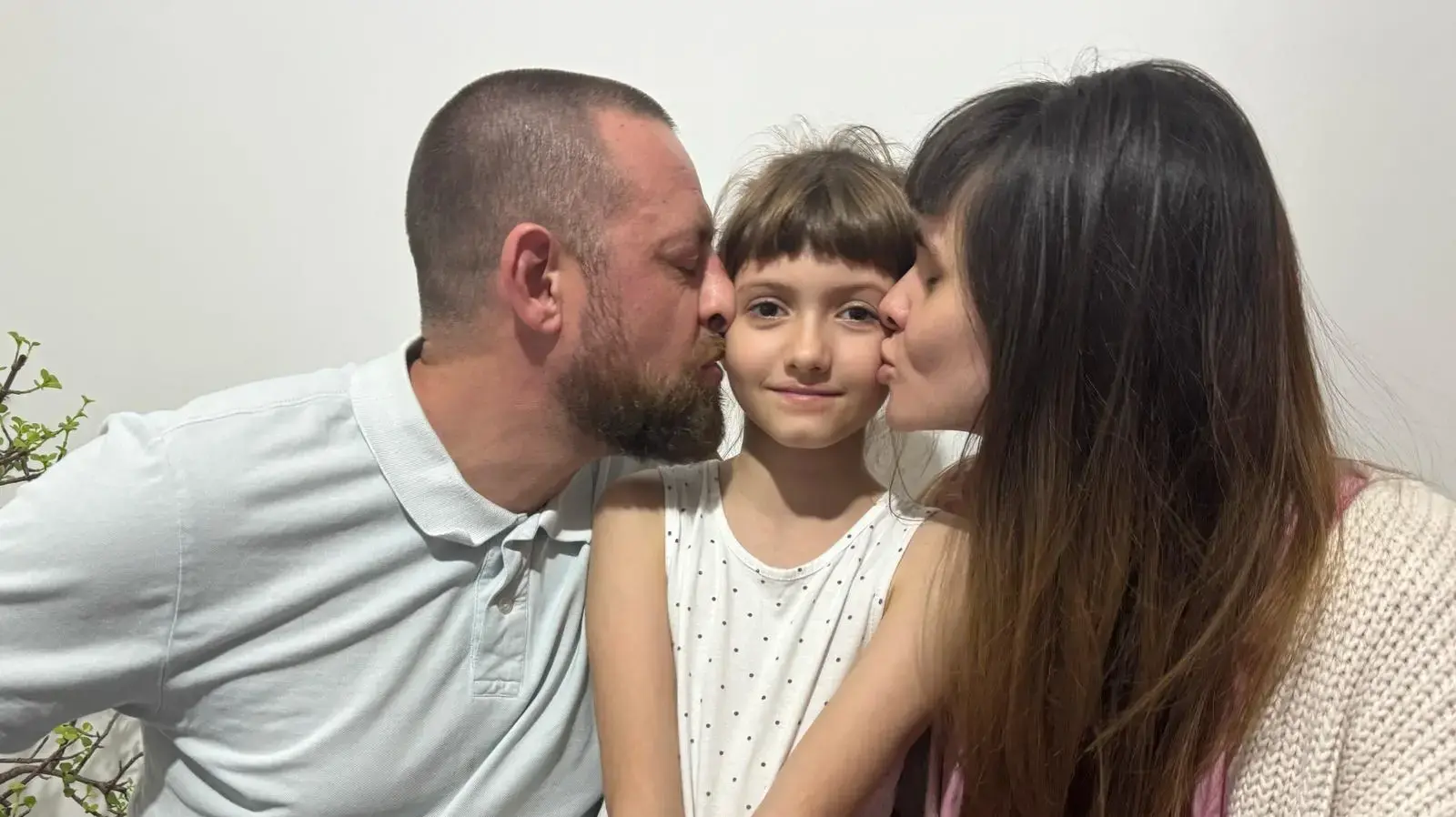 סופה מסטבאום, בת 9 מנהריה והוריה סופה מסטבאום, בת 9 מנהריה והוריה