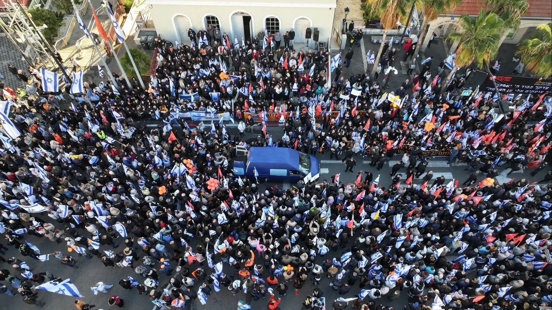 מסע הלוויה של משפחת ביבס, ראשון לציון, 26 בפברואר 2025 מסע הלוויה של משפחת ביבס, ראשון לציון, 26 בפברואר 2025