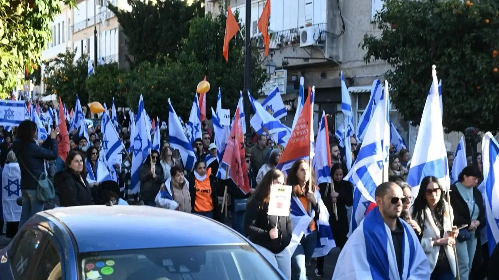 מסע הלוויה של בני משפחת ביבס, ראשון לציון, 26 בפברואר 2025 מסע הלוויה של בני משפחת ביבס, ראשון לציון, 26 בפברואר 2025