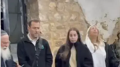 אגם ברגר מבקרת בקבר יוסף, שכם, 3 במרץ 2025