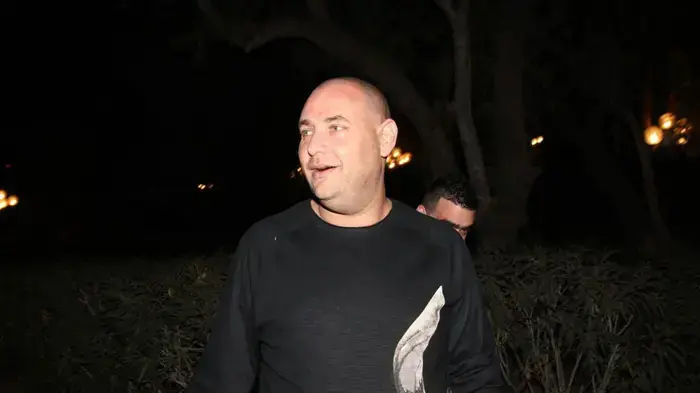 צביקה הדר