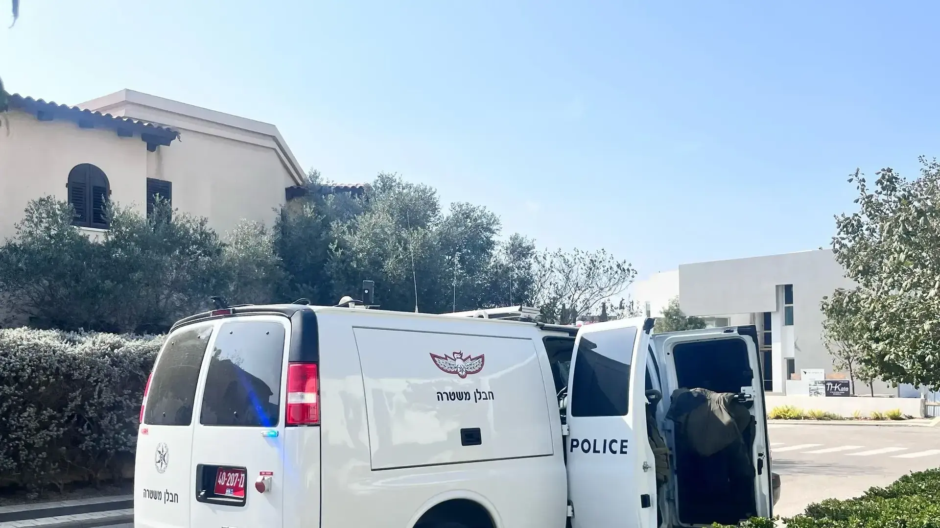 רימון רסס הושלך לבית בקיסריה. 6 במרץ 2025 רימון רסס הושלך לבית בקיסריה. 6 במרץ 2025