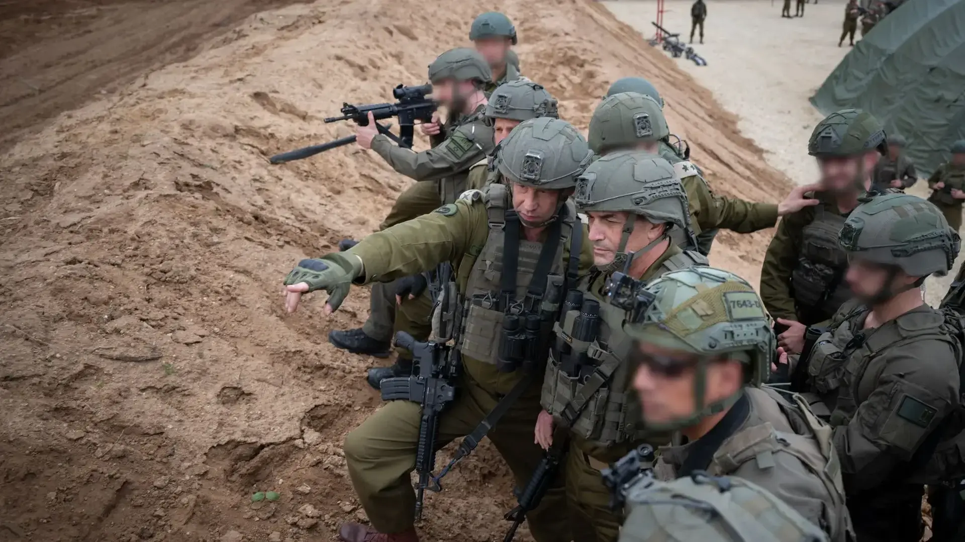 הרמטכ״ל ללוחמים בעזה: ״אתם כל הזמן צריכים להיות מוכנים, דרוכים ולתרגל" הרמטכ״ל ללוחמים בעזה: ״אתם כל הזמן צריכים להיות מוכנים, דרוכים ולתרגל"