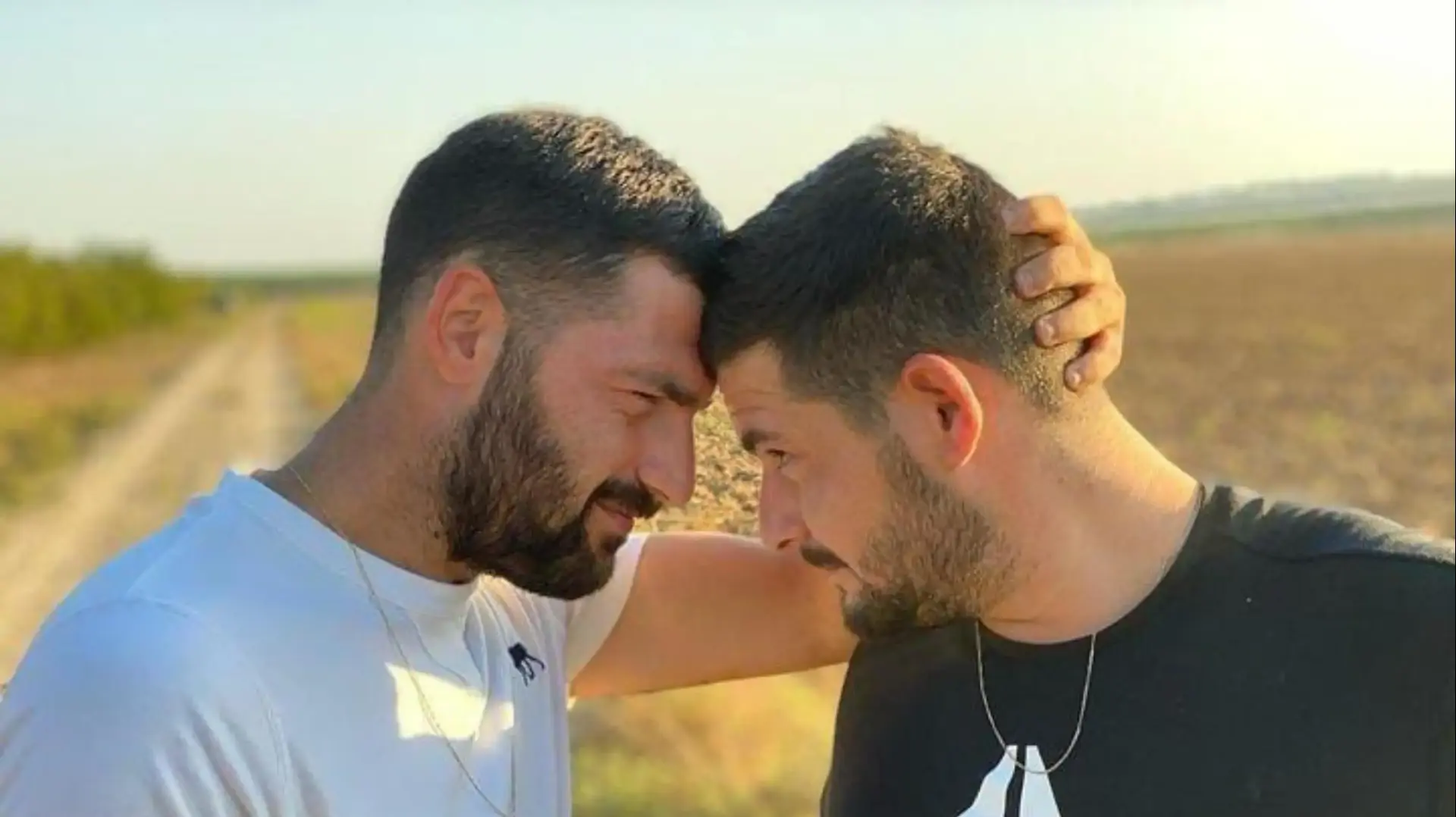 פורים בקולנוע פאר - הקונדיטורית דנה לחמי תורמת חלק מהכנסותיה למשפחתם של גלי וזיוי ברמן פורים בקולנוע פאר - הקונדיטורית דנה לחמי תורמת חלק מהכנסותיה למשפחתם של גלי וזיוי ברמן