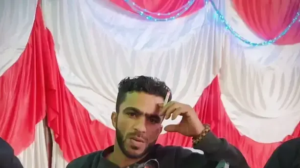 המחבל אבו ודעי חמוש ברובה M16 עם כוונת טלסקופית המחבל אבו ודעי חמוש ברובה M16 עם כוונת טלסקופית