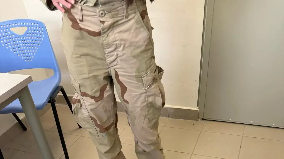 צעירה שנמצאת בכלא צבאי ולא מקבלת טיפול לטענתה