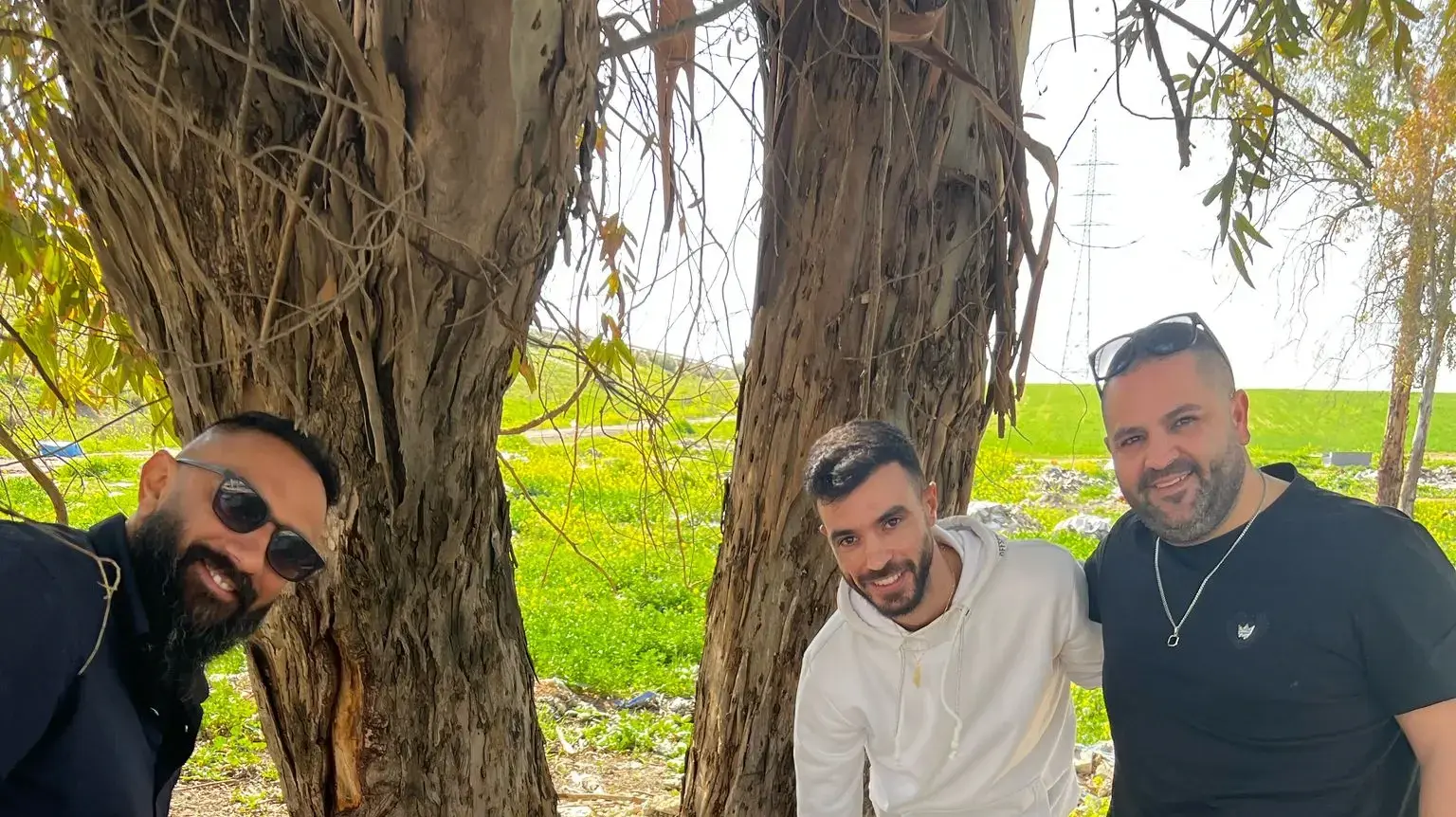 שוטרי תחנת רהט הצילו קוף שאותר בשטח פתוח הסמוך לעיר. 11 במרץ 2025
שוטרי תחנת רהט הצילו קוף שאותר בשטח פתוח הסמוך לעיר. 11 במרץ 2025