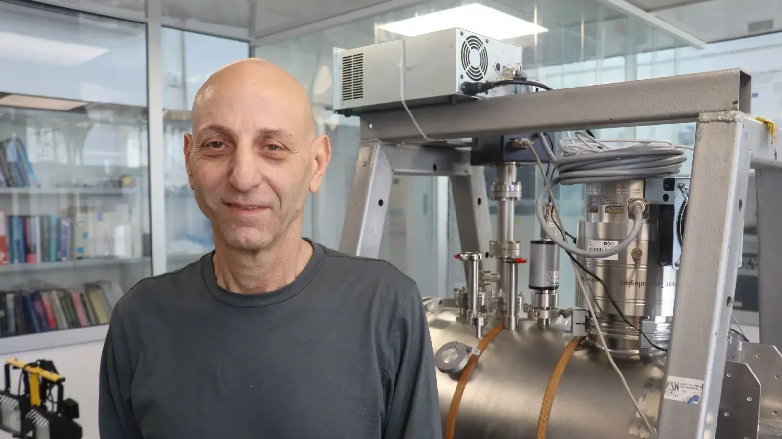 פרופ' מאיר אריאל פרופ' מאיר אריאל