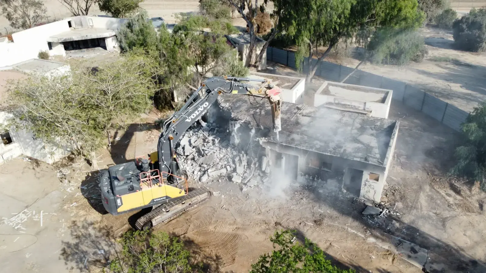 הטרקטורים עולים על הקרקע לבניית שכונת הצעירים של קיבוץ נירים, 19 במרץ 2025