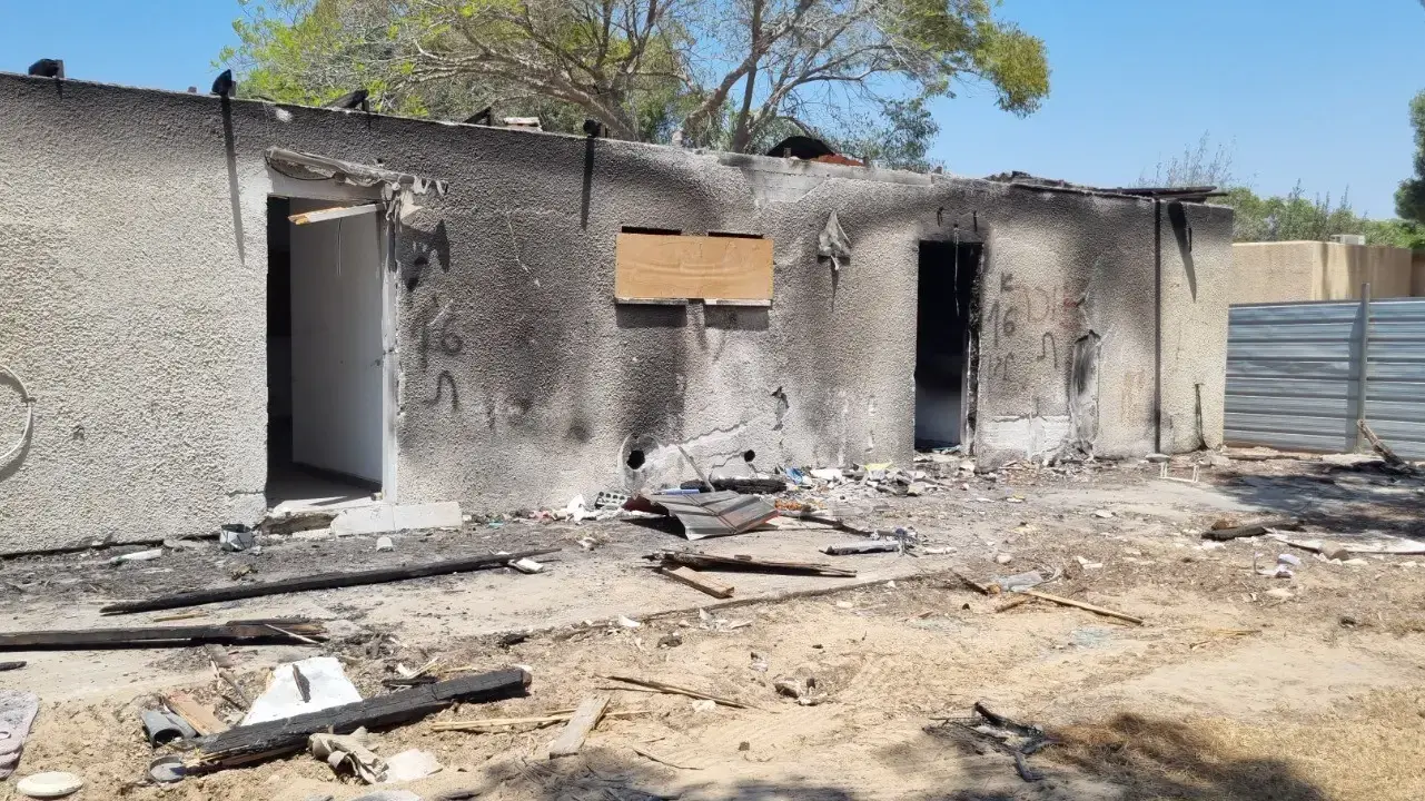 הטרקטורים עולים על הקרקע לבניית שכונת הצעירים של קיבוץ נירים, 19 במרץ 2025 הטרקטורים עולים על הקרקע לבניית שכונת הצעירים של קיבוץ נירים, 19 במרץ 2025