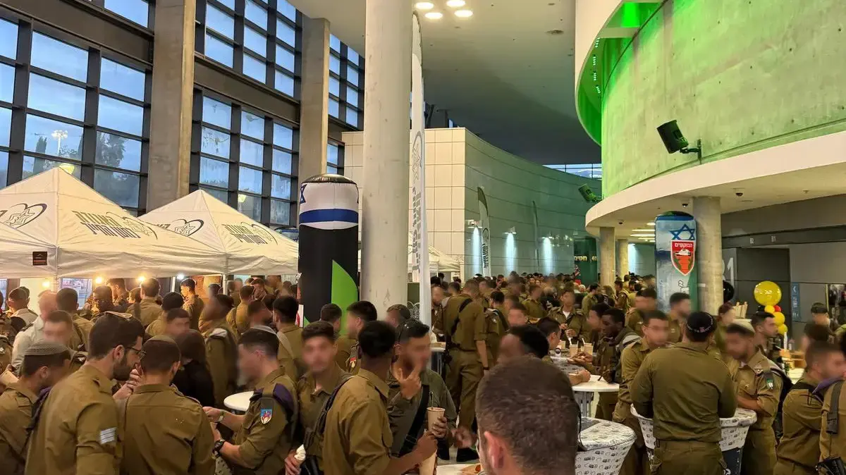 סערה בעצרת חטיבת השריון: לוחמים דתיים נטשו בשל שירת נשים