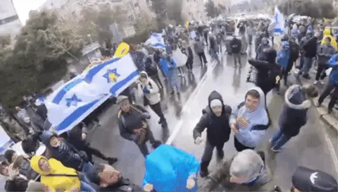 עימותים בין מפגינים למשטרה
