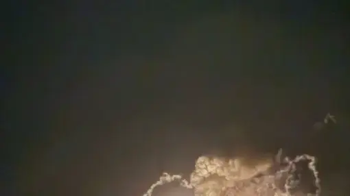 עוד תיעודים לבנונים של אחת התקיפות של חיל-האוויר לפני זמן קצר לעבר הכפר ג'באע, שבמחוז א-נבטיה עוד תיעודים לבנונים של אחת התקיפות של חיל-האוויר לפני זמן קצר לעבר הכפר ג'באע, שבמחוז א-נבטיה