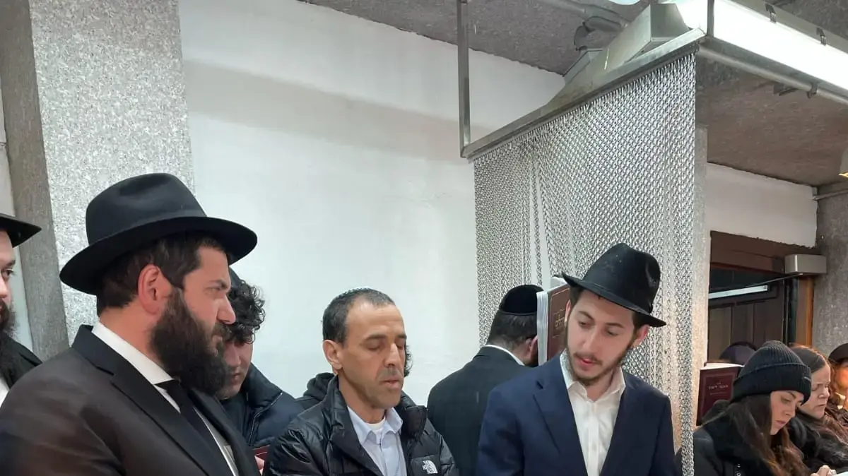 אלי שרעבי בציון הרבי מליובאוויטש