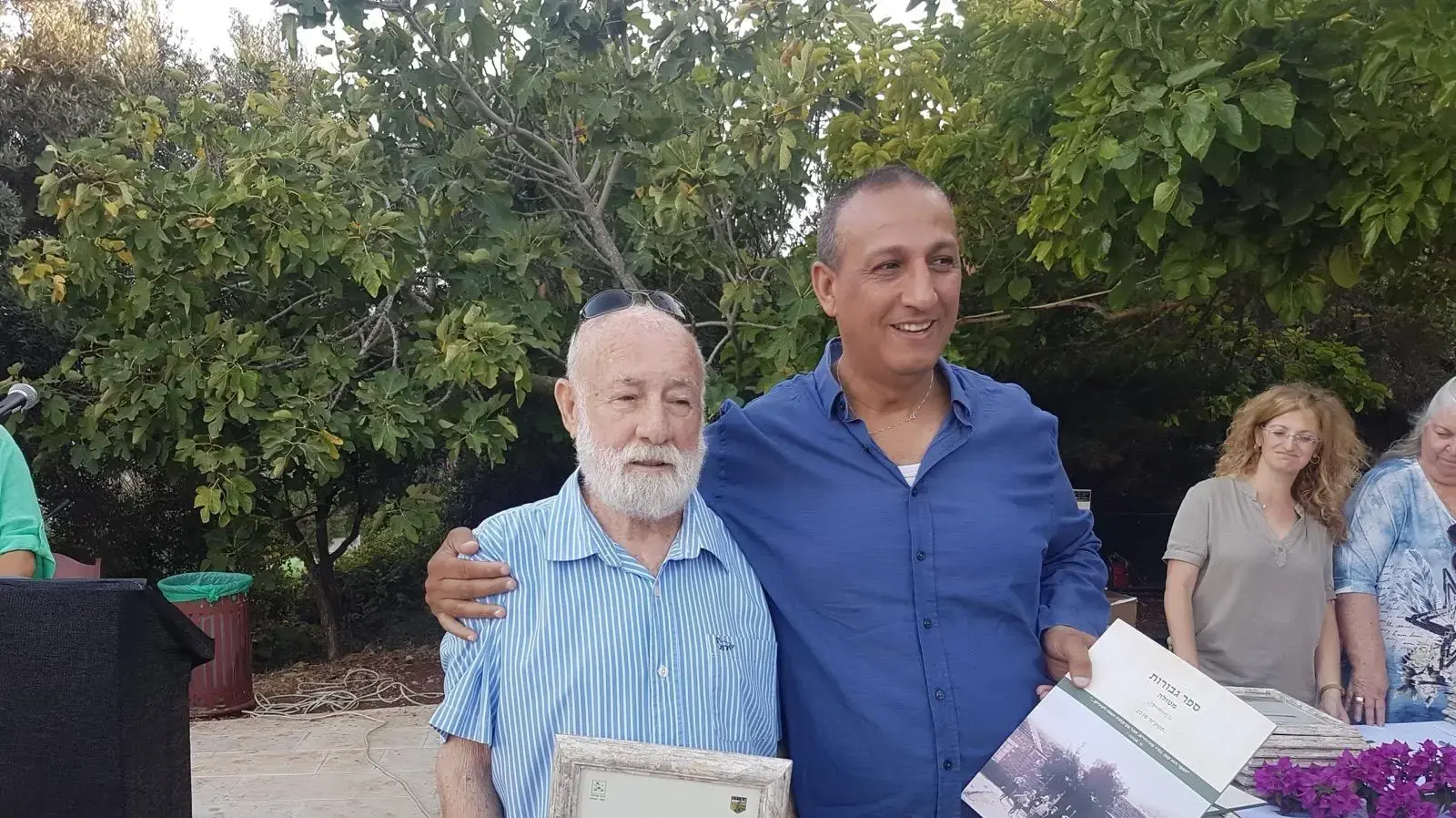 זאב יעקבזון עם דוד אזולאי, ראש מועצת מטולה זאב יעקבזון עם דוד אזולאי, ראש מועצת מטולה