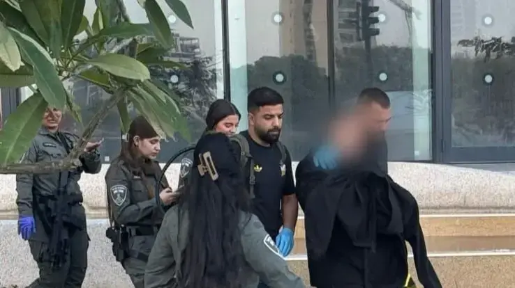 מעצרו של אביאור פרטוש, החשוד בדקירת זמר ים תיכוני