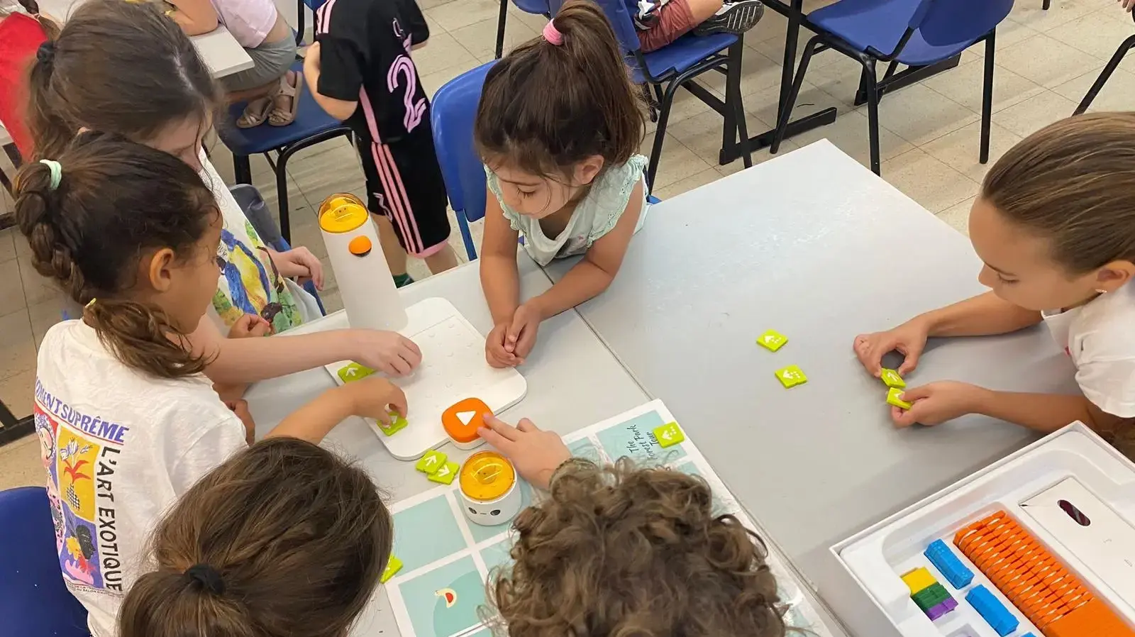 קייטנה בכפר הירוק פיימלי פירסט 