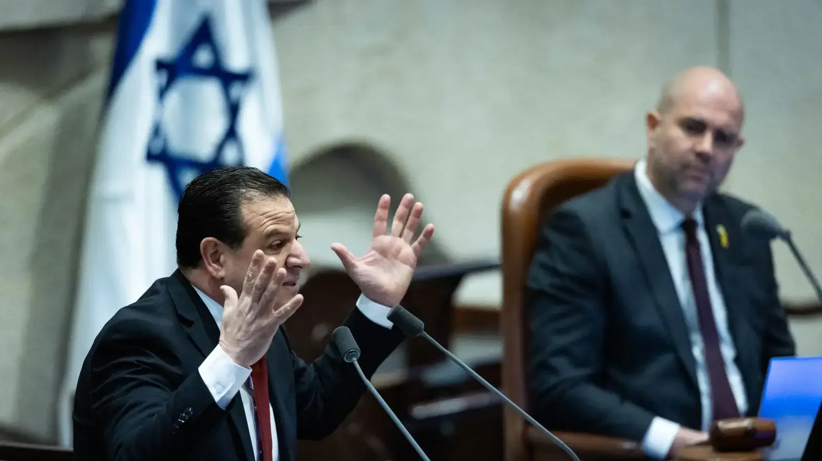 אימן עודה, אמיר אוחנה, דיון 40 חתימות, כנסת, 26 במרץ 2025 אימן עודה, אמיר אוחנה, דיון 40 חתימות, כנסת, 26 במרץ 2025