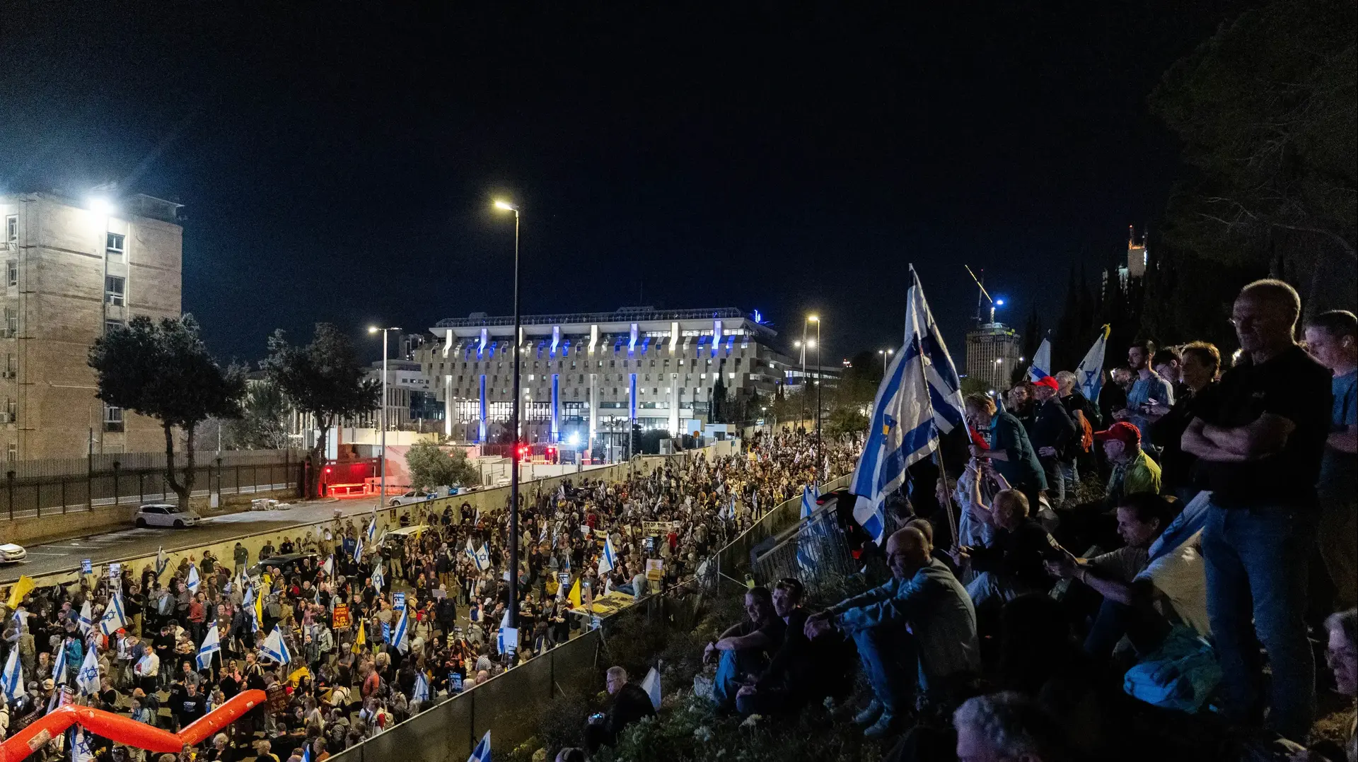 הפגנה מחוץ לכנסת, 26 במרץ 2025 הפגנה מחוץ לכנסת, 26 במרץ 2025