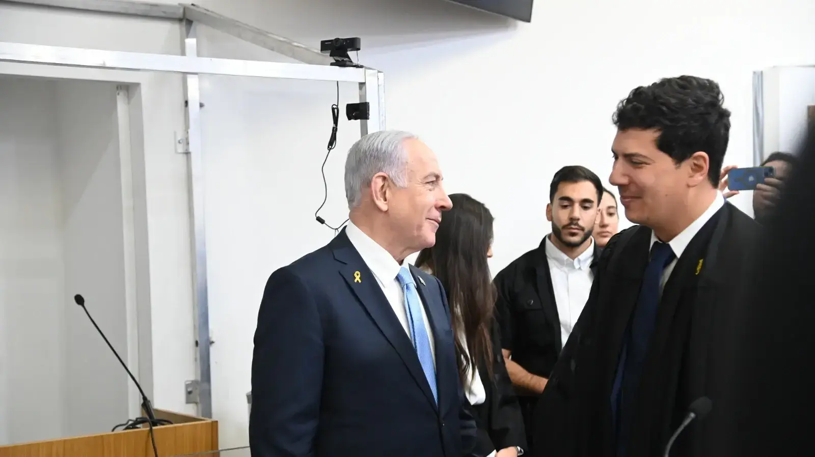 עדות רה"מ בנימין נתניהו במשפט תיקי האלפים, בימ"ש מחוזי ת"א. 2 באפריל 2025 עדות רה"מ בנימין נתניהו במשפט תיקי האלפים, בימ"ש מחוזי ת"א. 2 באפריל 2025
