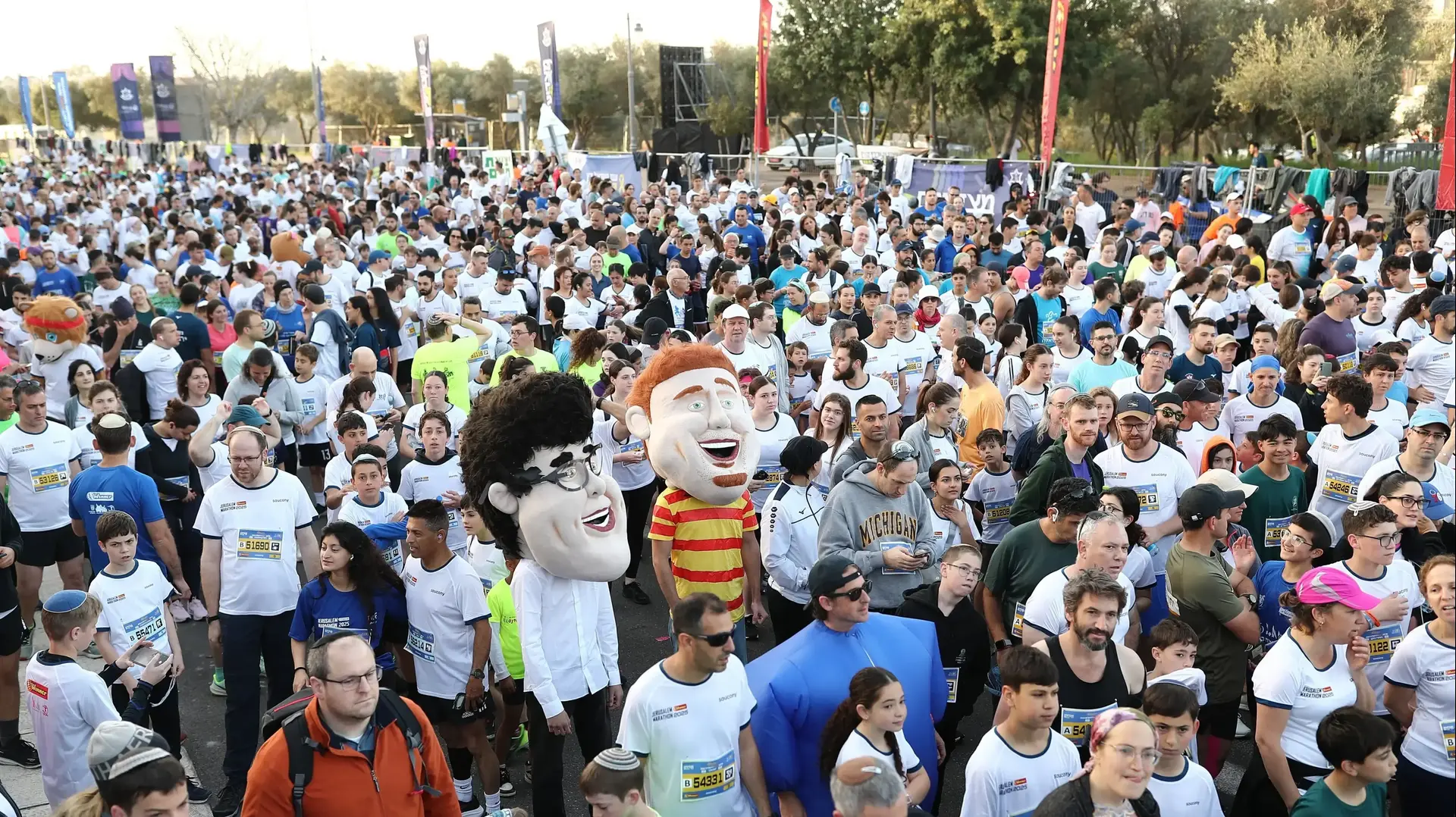 מרתון ירושלים ה-14 בסימן "עם ישראל רץ". 4 באפריל 2025. 