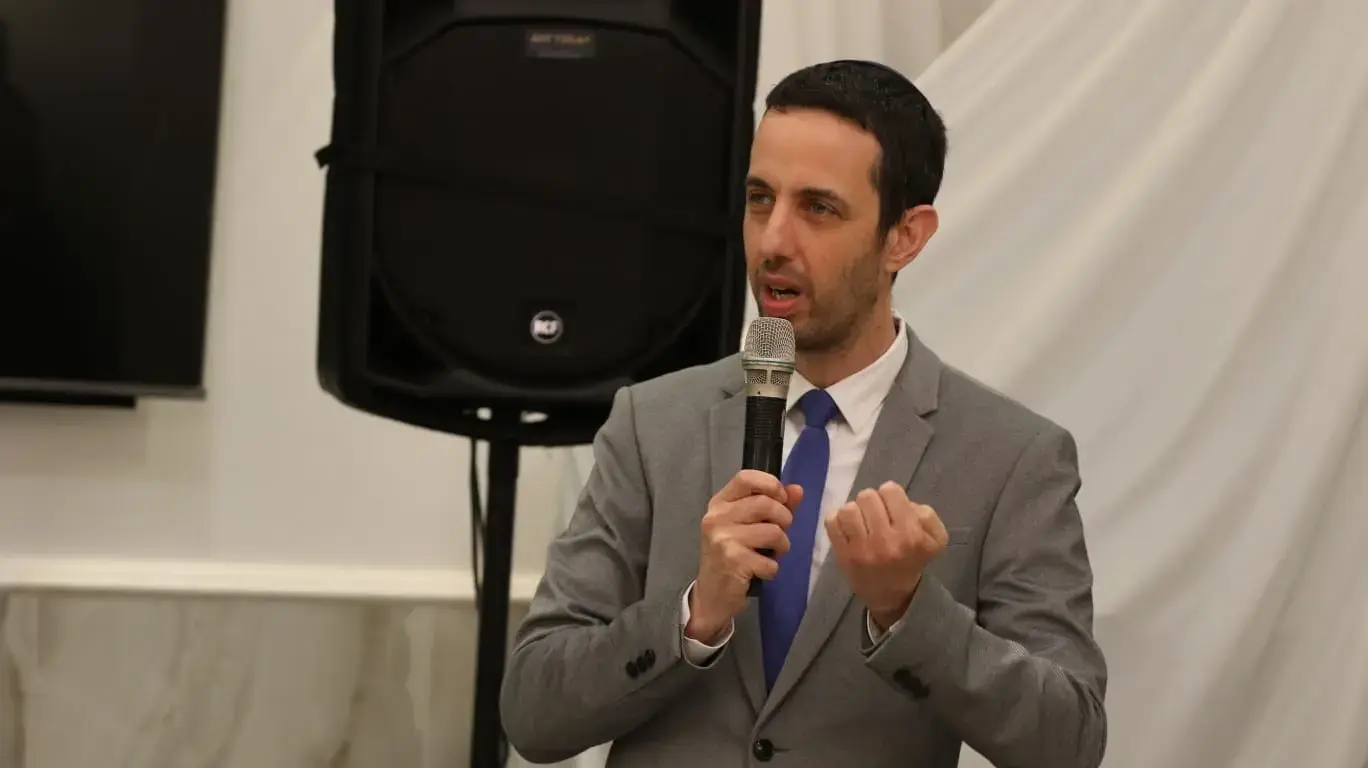 אריאל קלנר אריאל קלנר