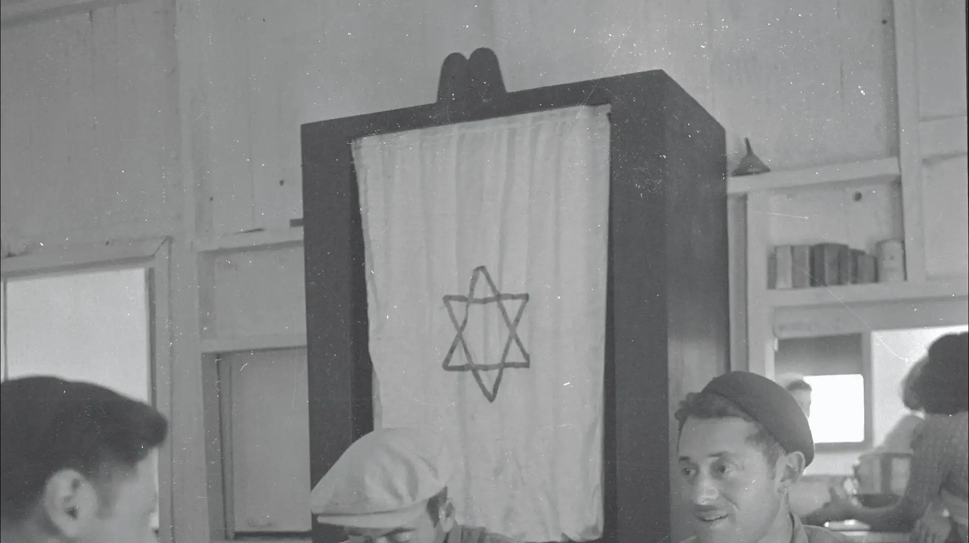 קיבוץ חפץ חיים חדר האוכל בפסח