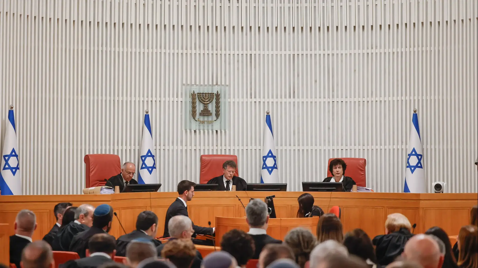 יצחק עמית, נעם סולברג, דפנה ברק ארז, דיון בג"ץ על פיטורי ראש השב"כ רונן בר, ביהמ"ש העליון, 8 במרץ 2025