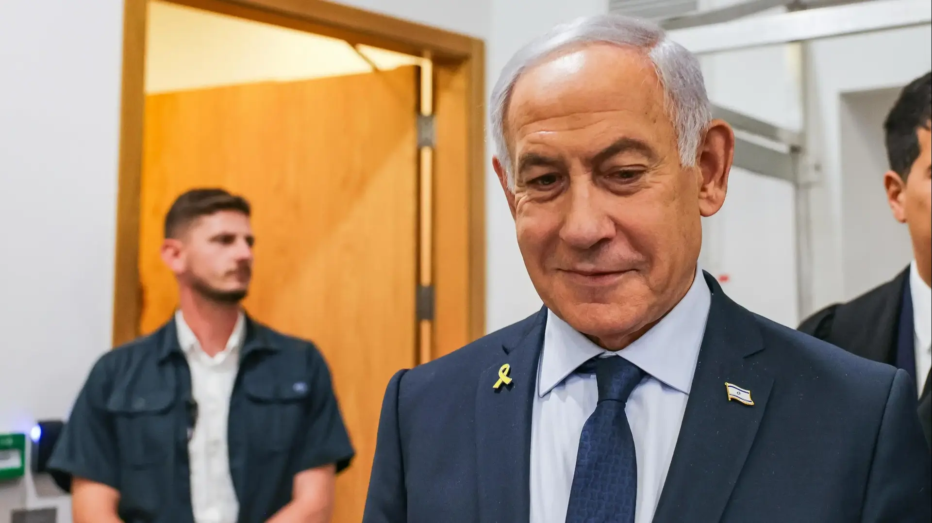 עדות רה"מ בנימין נתניהו במשפט תיקי האלפים, בימ"ש מחוזי ת"א, 9 באפריל 2025 עדות רה"מ בנימין נתניהו במשפט תיקי האלפים, בימ"ש מחוזי ת"א, 9 באפריל 2025
