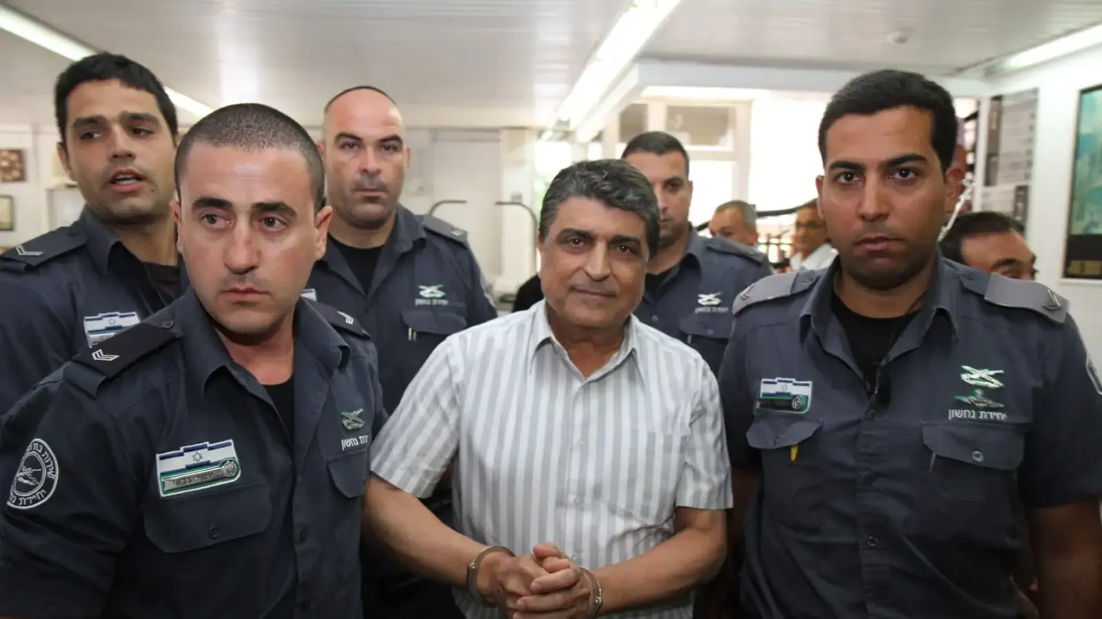 רג'א אגבאריה בבית המשפט השלום בחדרה ב-2014 רג'א אגבאריה בבית המשפט השלום בחדרה ב-2014