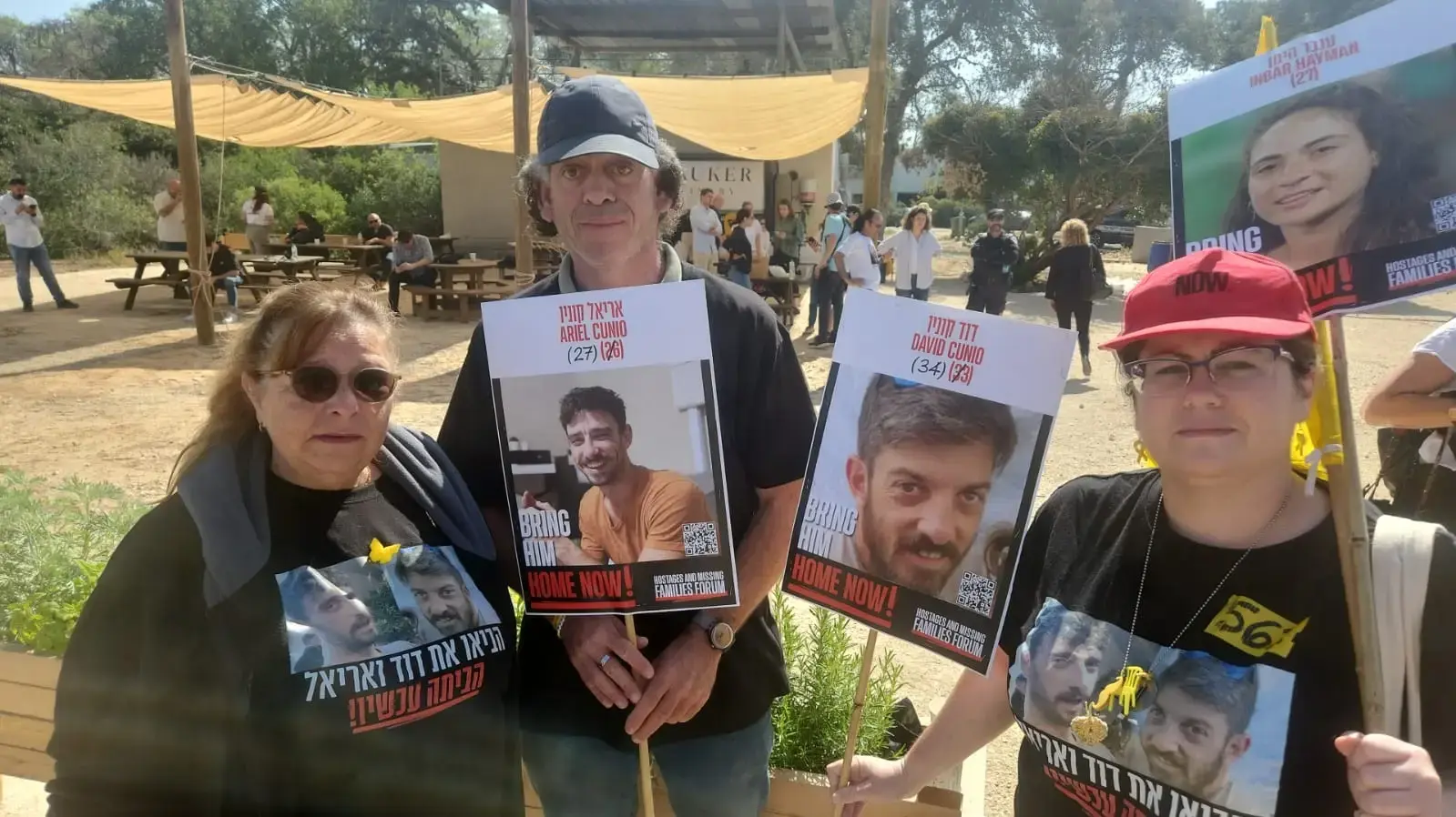 סילביה קוניו,משפחות חטופים, קיבוץ ניר עוז, גבול רצועת עזה, 20 באפריל 2025 סילביה קוניו,משפחות חטופים, קיבוץ ניר עוז, גבול רצועת עזה, 20 באפריל 2025