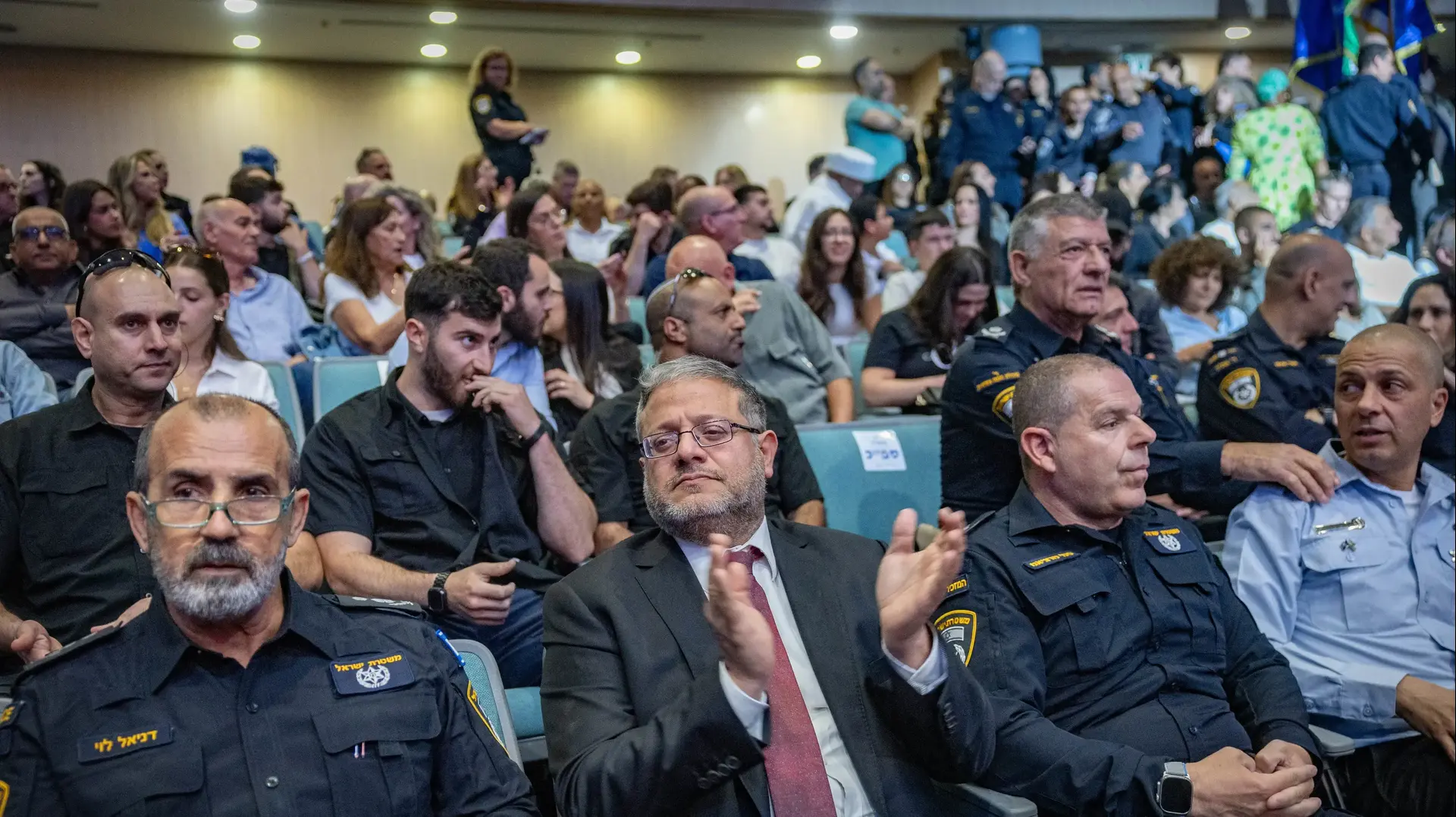 איתמר בן גביר השר לביטחון לאומי, דני לוי מפכ"ל המשטרה, הטקס המשטרתי המרכזי לקראת יום העצמאות ה-77, המכללה לשוטרים בית שמש, 20 באפריל 2025