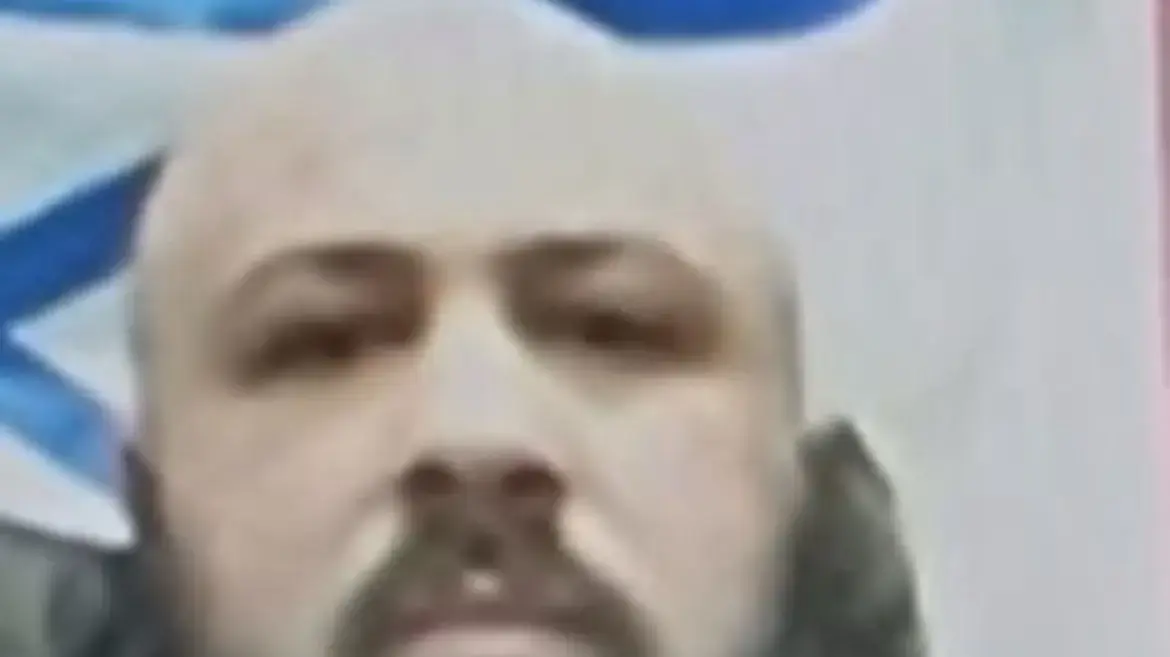צנובר אחמד, אחד מחברי החוליה שביצעה את הפיגוע בחולון ובת ים צנובר אחמד, אחד מחברי החוליה שביצעה את הפיגוע בחולון ובת ים