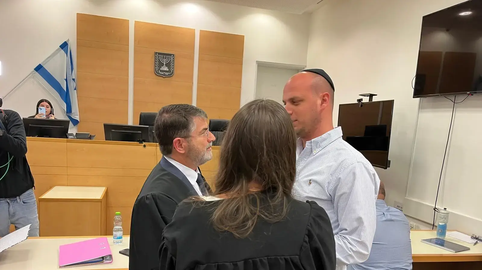 דיון בערור של המשטרה על אוריך ופלדשטיין, בימ"ש מחוזי מרכז בלוד דיון בערור של המשטרה על אוריך ופלדשטיין, בימ"ש מחוזי מרכז בלוד