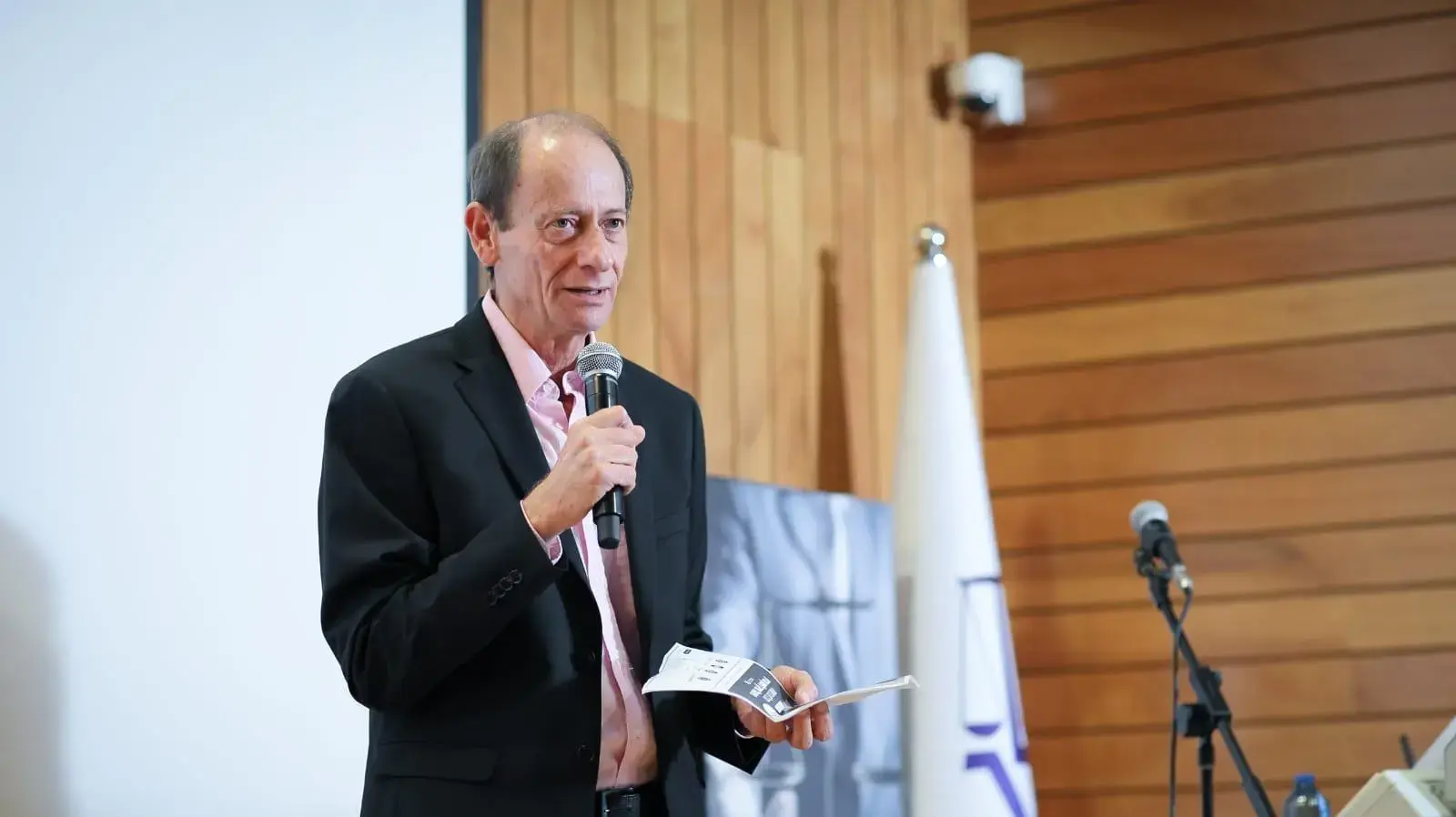 עו"ד של אולה קרבצ'נקו עו"ד של אולה קרבצ'נקו