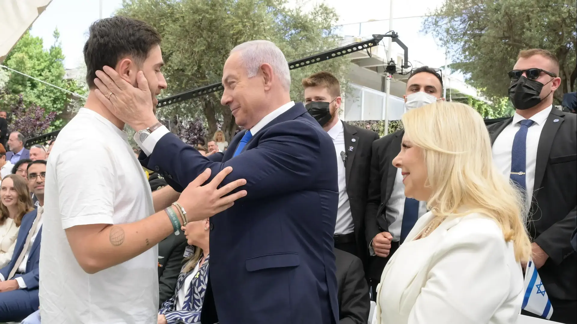 ראש הממשלה בנימין נתניהו ורעייתו שרה נתניהו בטקס מצטייני הנשיא ליום העצמאות ה-77. 1 במאי 2025 ראש הממשלה בנימין נתניהו ורעייתו שרה נתניהו בטקס מצטייני הנשיא ליום העצמאות ה-77. 1 במאי 2025