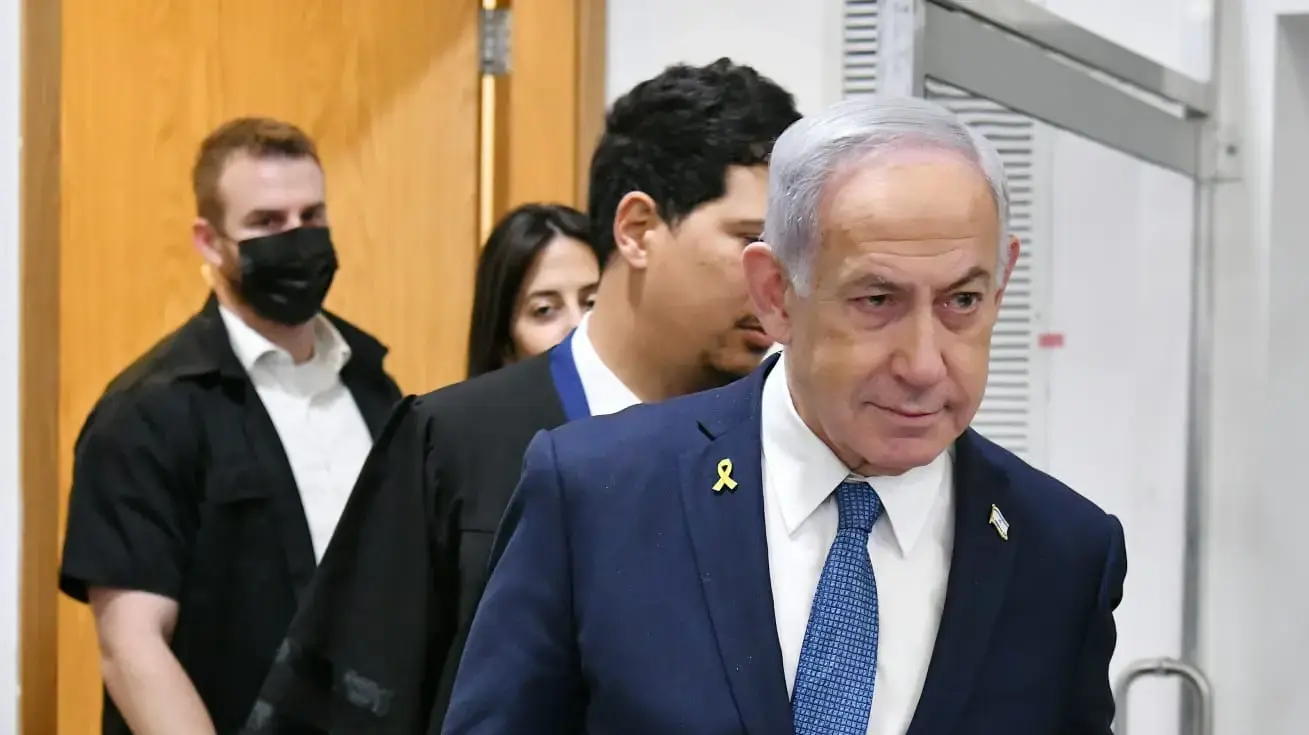 רה"מ בנימין נתניהו במשפט תיקי האלפים, בימ"ש מחוזי ת"א, 6 במאי 2025 רה"מ בנימין נתניהו במשפט תיקי האלפים, בימ"ש מחוזי ת"א, 6 במאי 2025