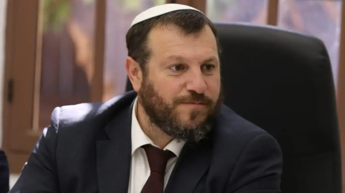 עמיחי אליהו עמיחי אליהו