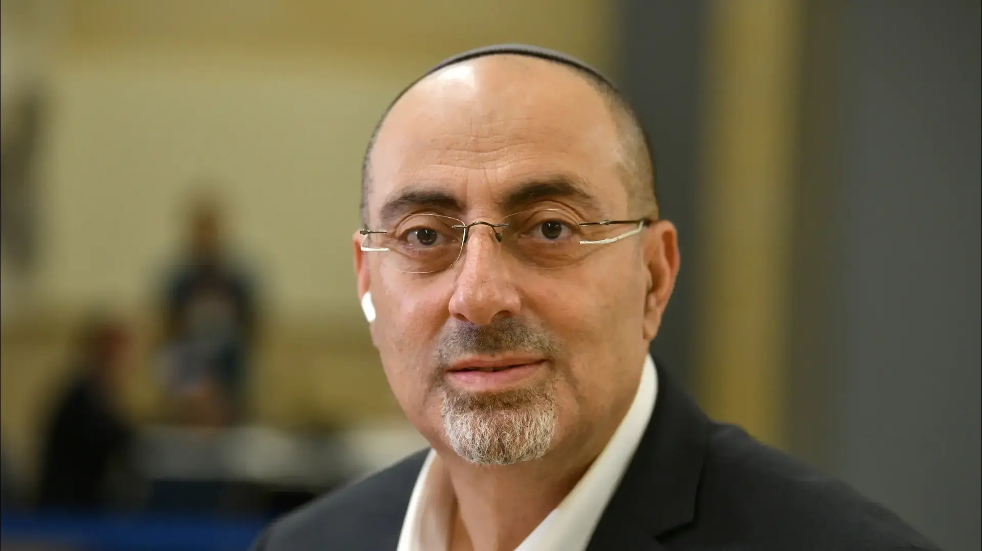 ניסים ואטורי ניסים ואטורי